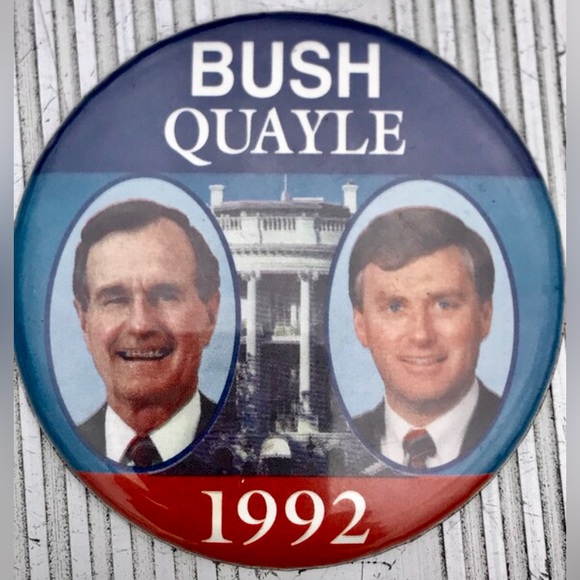 Vintage 1992 Antique BUSH QUAYLE Presidential Campaign Large 3.5" Pinback Button - Picture 3 of 5